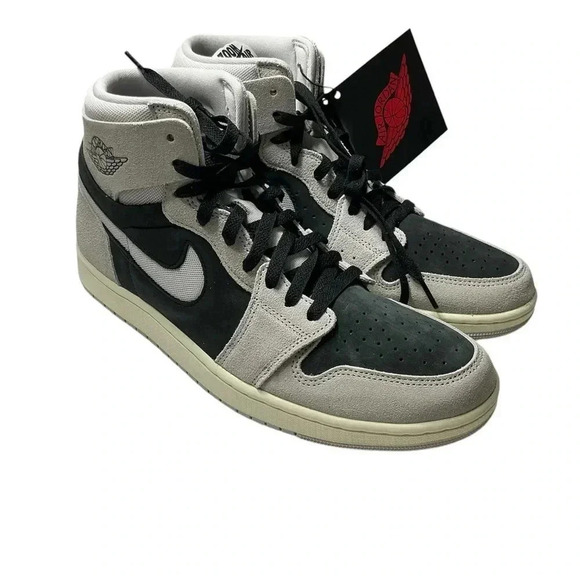 Nike Shoes - Nike Air Jordan 1 High